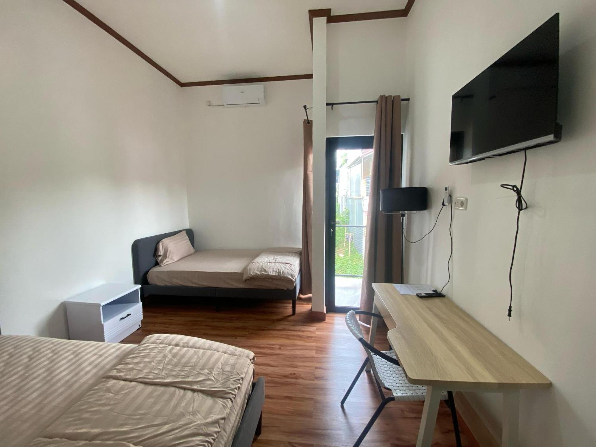 Emweka Homestay Balikpapan (Borneo)